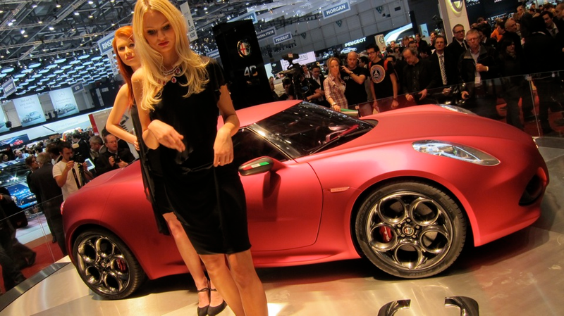 Illustration for article titled I want to make love to the Alfa Romeo 4C without protection